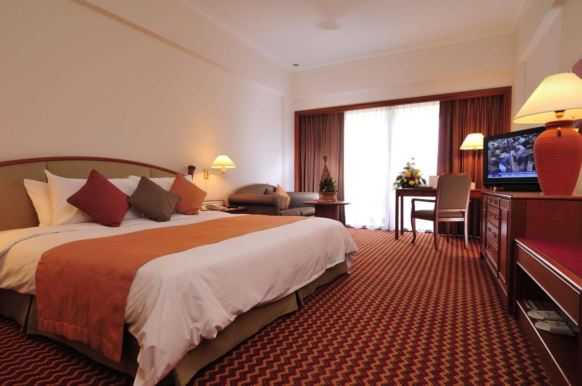 Parkcity Everly Hotel מירי מראה חיצוני תמונה