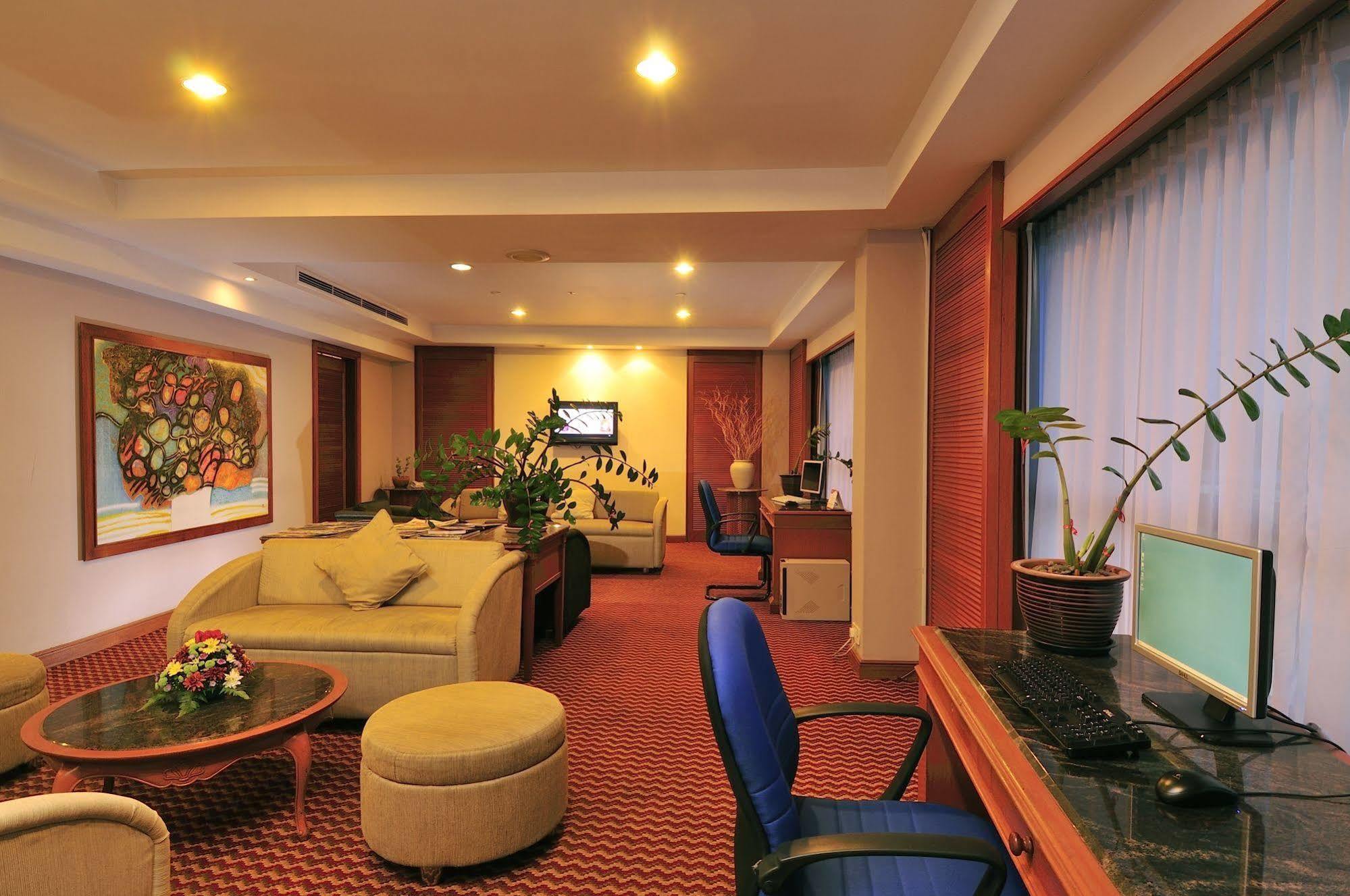 Parkcity Everly Hotel מירי מראה חיצוני תמונה